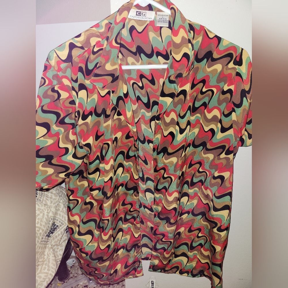 Unisex Vintage Pattern Top